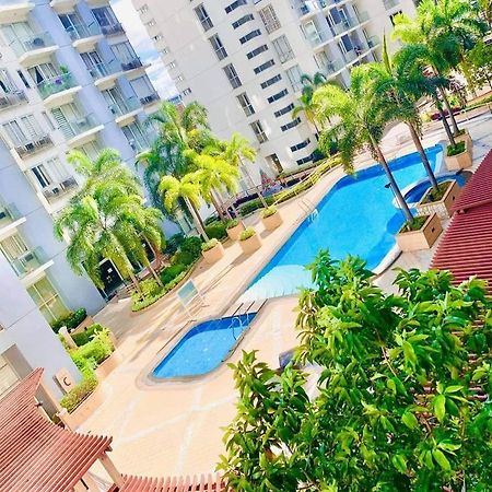 One Palm Tree Villas Condo Across Naia Terminal 3 มะนิลา ภายนอก รูปภาพ