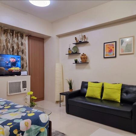 One Palm Tree Villas Condo Across Naia Terminal 3 มะนิลา ภายนอก รูปภาพ