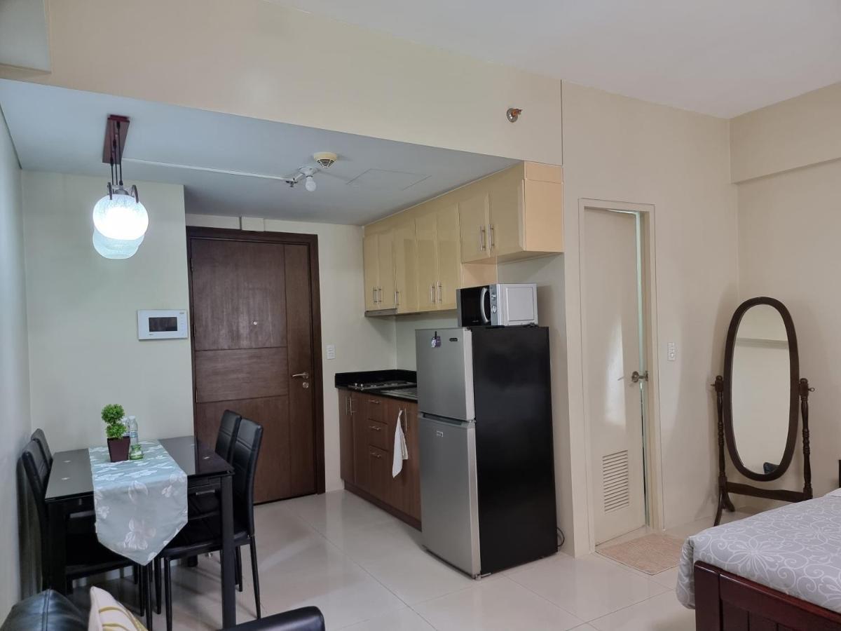One Palm Tree Villas Condo Across Naia Terminal 3 มะนิลา ภายนอก รูปภาพ