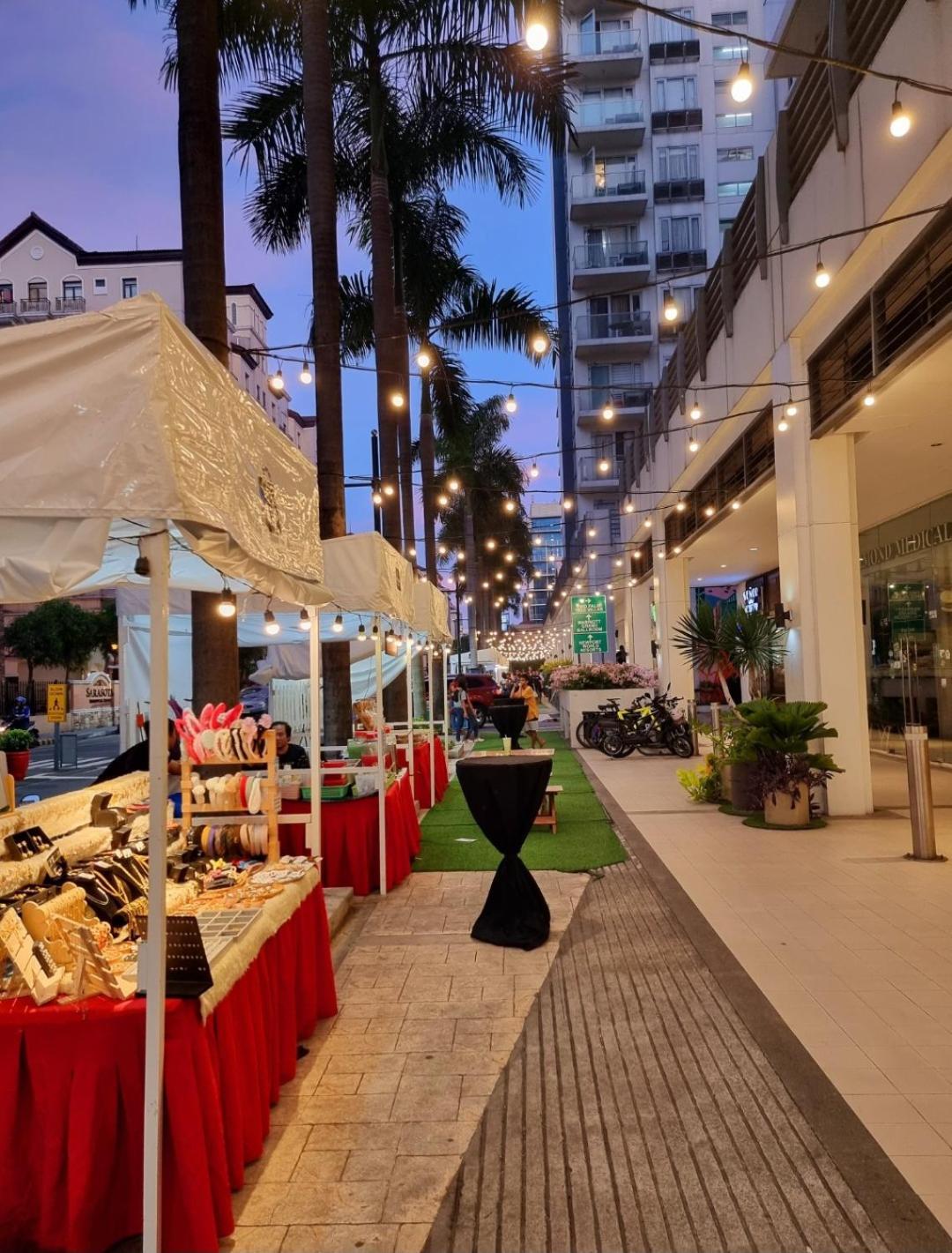 One Palm Tree Villas Condo Across Naia Terminal 3 มะนิลา ภายนอก รูปภาพ